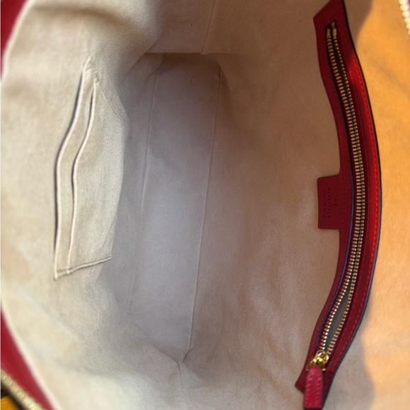 GUCCI red GG Apollo leather shoulder tote hobo bag- certificate and dust bag - Picture 6 of 7